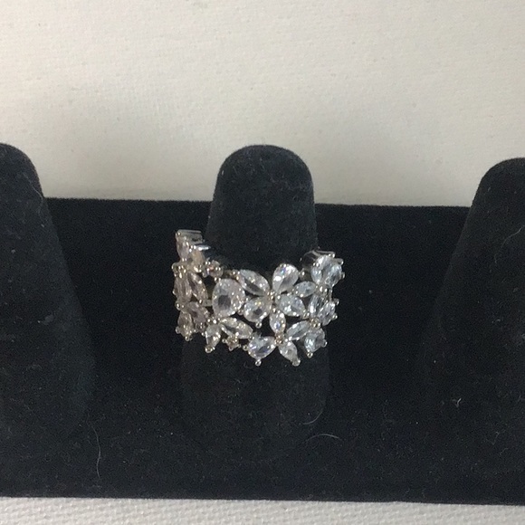 Crystal Flower Petal Ring S925 - Picture 7 of 12